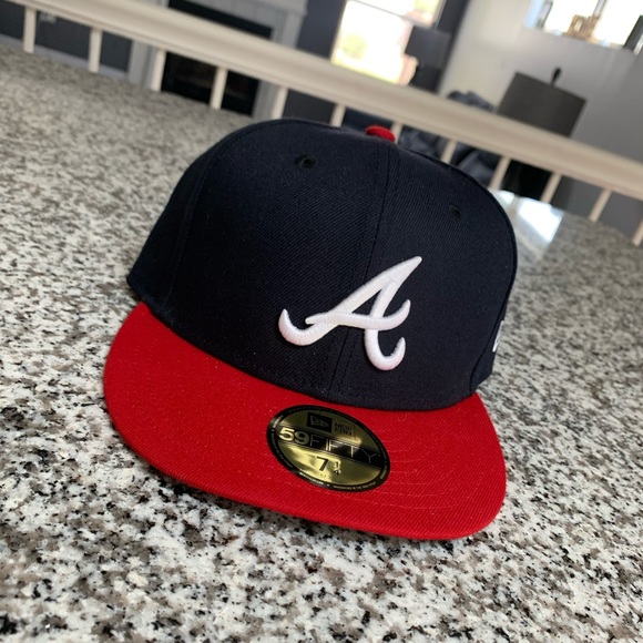 New Era Other - Atlanta Braves Fitted Hat 7 1/4